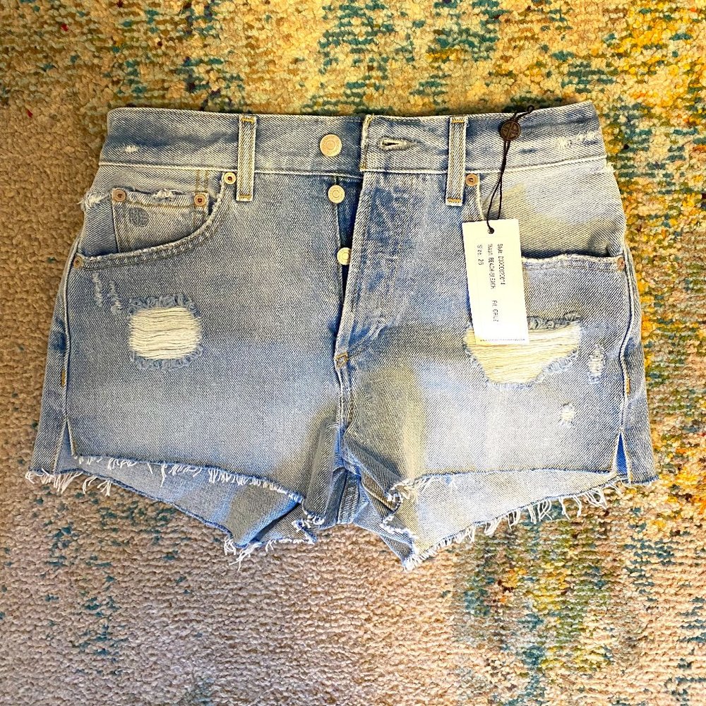 Socialite low rise ripped jean shorts size 26